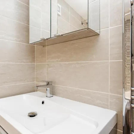 Victoria Place - 3-Bed Apartment, Parking, Wi-Fi Хайд Экстерьер фото