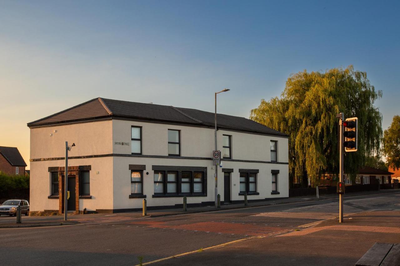 Victoria Place - 3-bed Apartment, Parking, Wi-fi Hyde