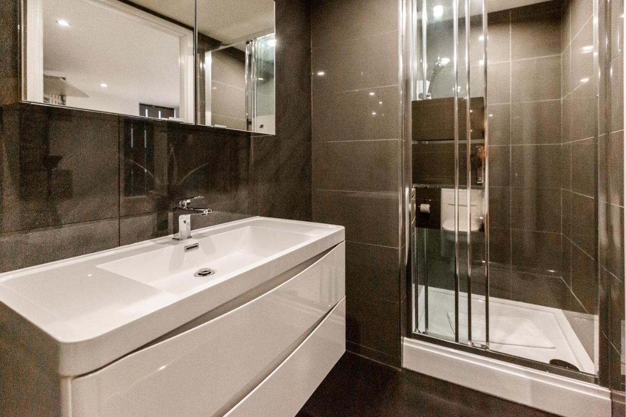 Apartment Victoria Place - 3-bed Apartment, Parking, Wi-fi *