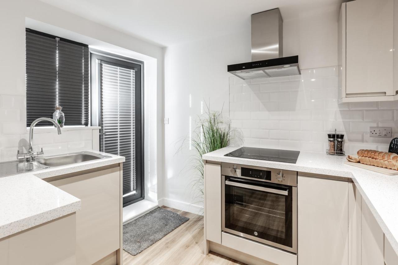 Victoria Place - 3-bed Apartment, Parking, Wi-fi *